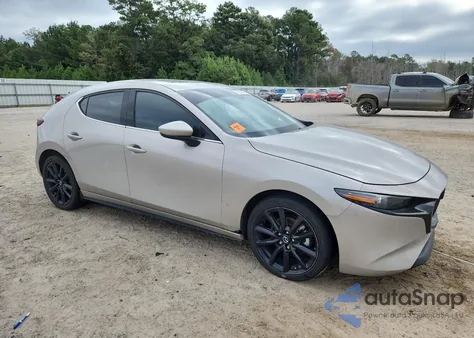 2022 Mazda 3 Premium z USA, uszkodzony, nr VIN JM1BPBML3N1515581
